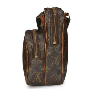 Louis Vuitton shoulder bag